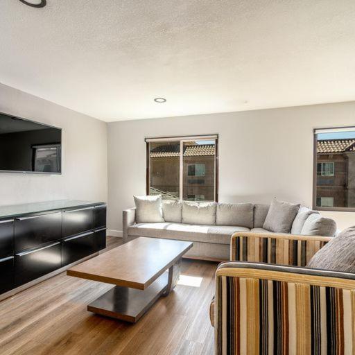 Mainstay Suites Moreno Valley Near March Air Reserve Base Bagian luar foto