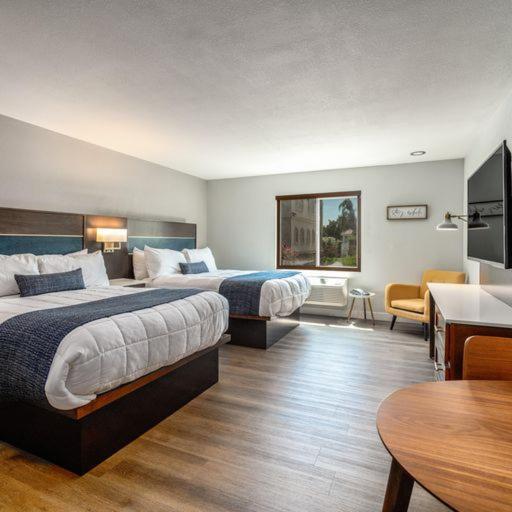 Mainstay Suites Moreno Valley Near March Air Reserve Base Bagian luar foto