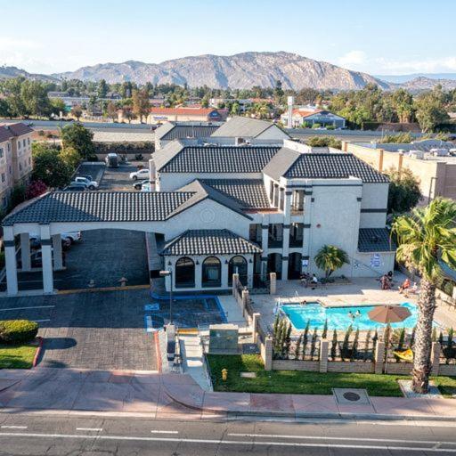 Mainstay Suites Moreno Valley Near March Air Reserve Base Bagian luar foto