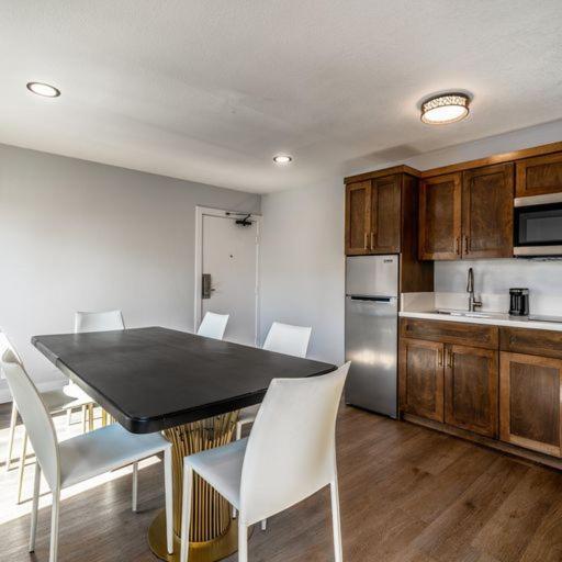 Mainstay Suites Moreno Valley Near March Air Reserve Base Bagian luar foto